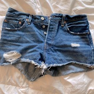 Levi’s womens jean shorts